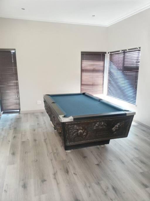 Pecanwood Estate Luxury Villa 5 Bedrooms With Pool 哈特比斯普特 外观 照片