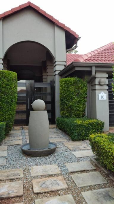 Pecanwood Estate Luxury Villa 5 Bedrooms With Pool 哈特比斯普特 外观 照片
